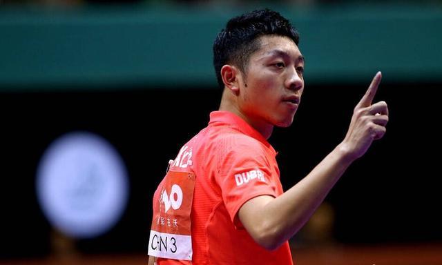 布斯克茨与 布斯克茨与