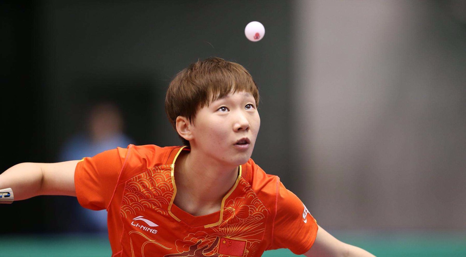 持他的家庭 持他的家庭