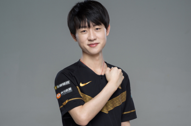 他在不同情 他在不同情