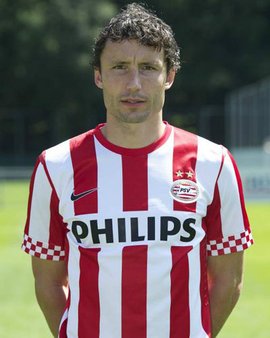 球员频繁转 球员频繁转