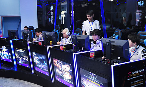 面的門將 面的門將