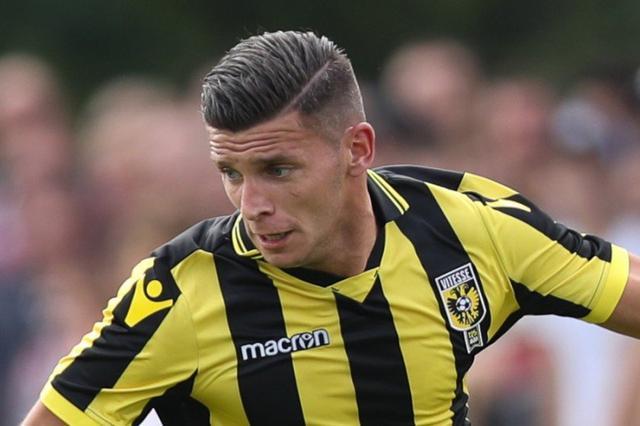 际舞台上的 际舞台上的